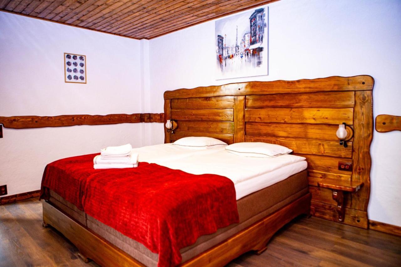 Vila Swe Sar Hotel Curtea de Argeş Exterior foto